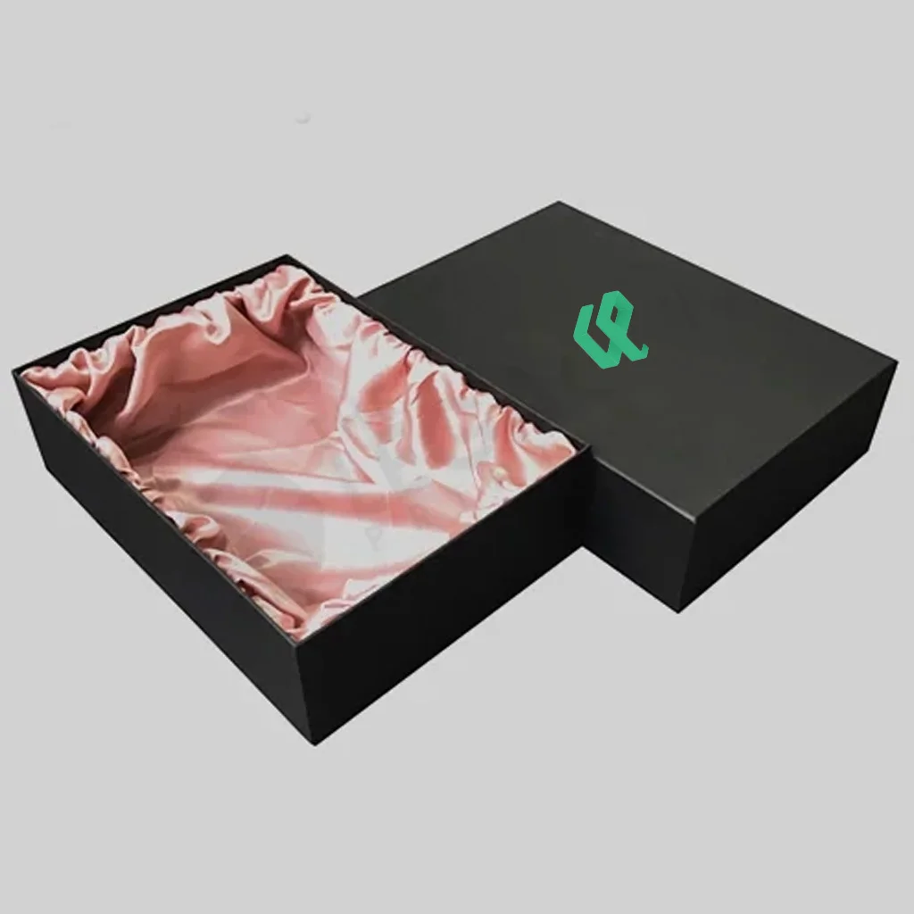 Custom Apparel Boxes With Lid Boxes - Image 2
