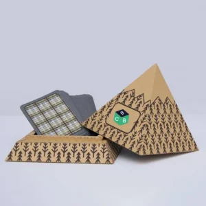 custom small pyramid boxes