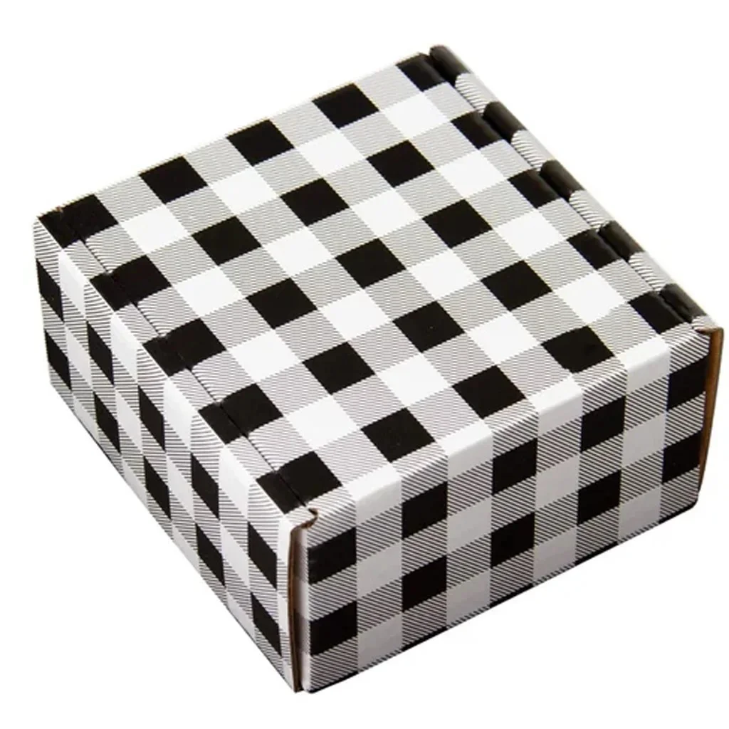 checkered boxes